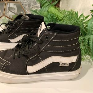 VANS SK8-HIGH ULTRACUSH SKATE SHOES